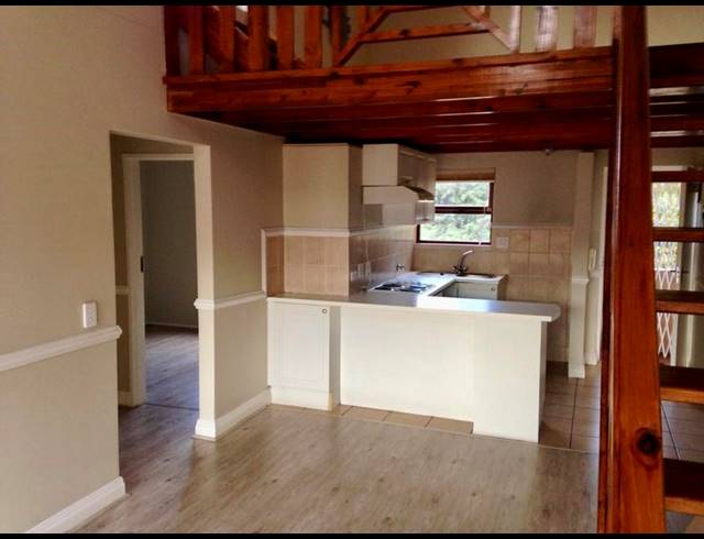 2 BEDROOM PROPERTY TO RENT IN MELROSE